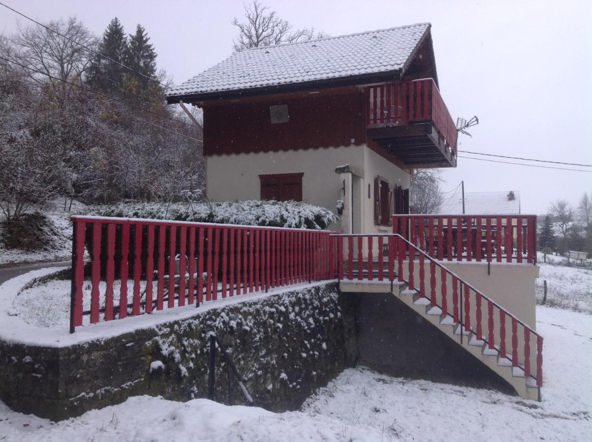 Gite Du Creux De La Goutte Xertigny Экстерьер фото